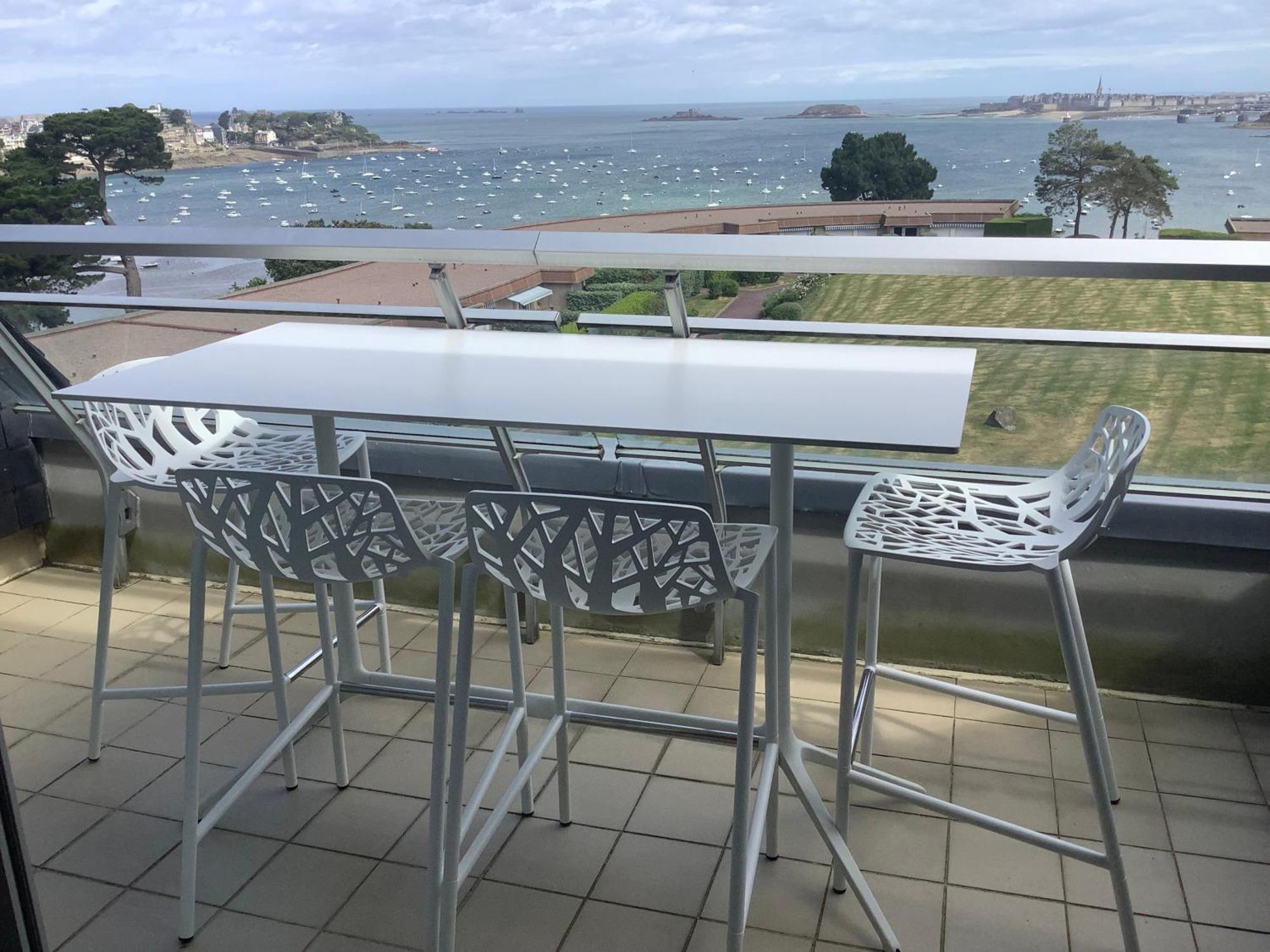 Heol - Appartement 2 Chambres - Vue Mer Et Parking Dinard Exterior foto